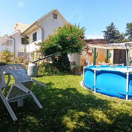 Pelso Jasmin 公寓 *